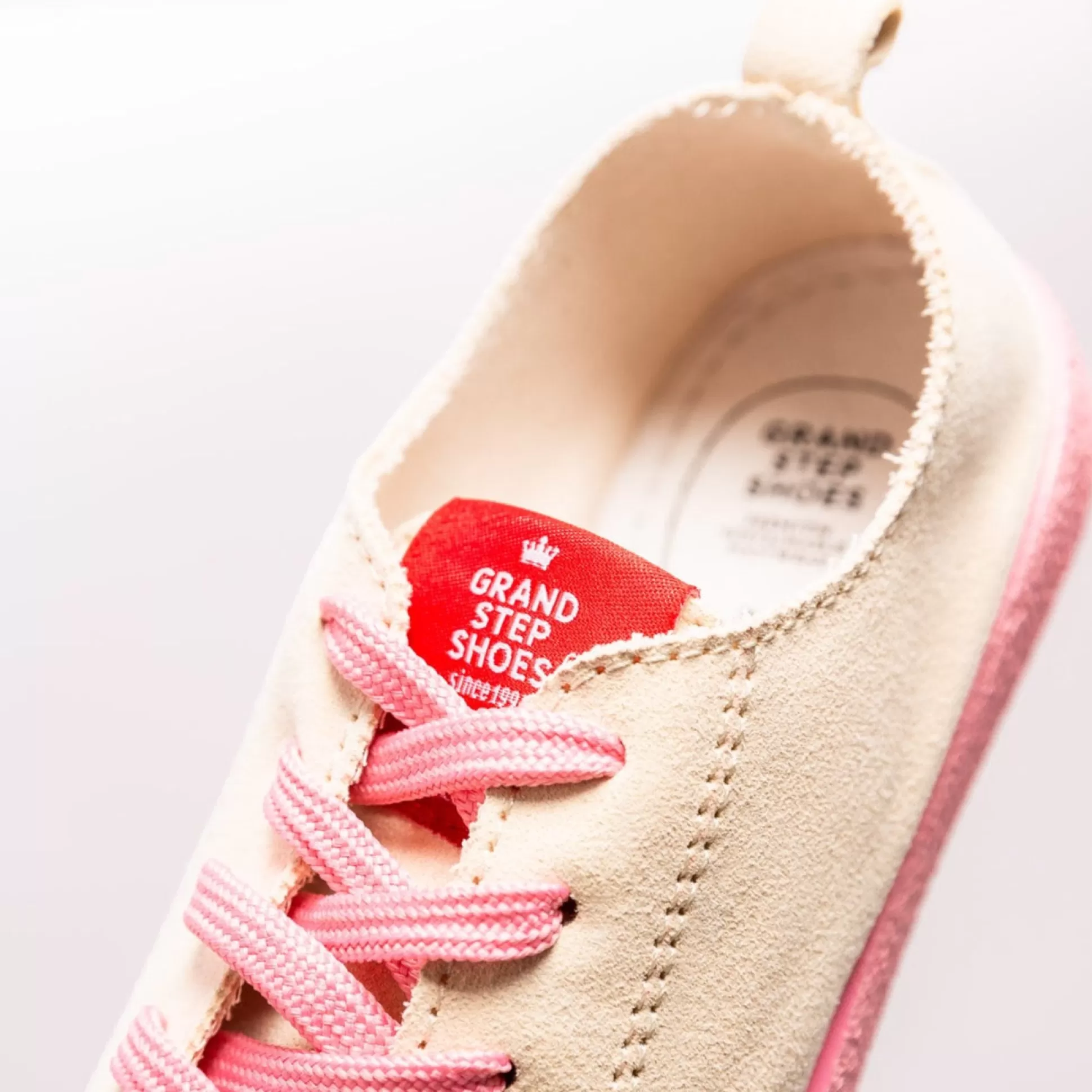 Damen Grand Step Ava Suede Sneaker Pink