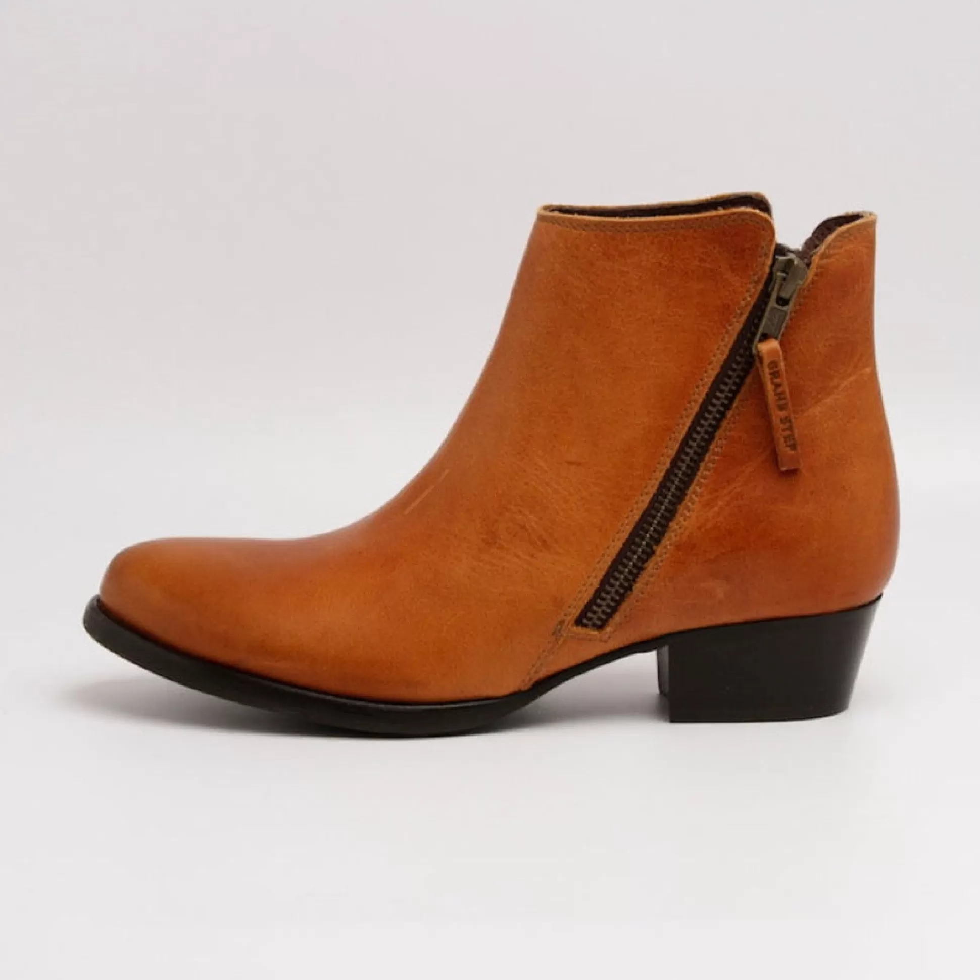 Damen Grand Step Svenja Cognac Bootie