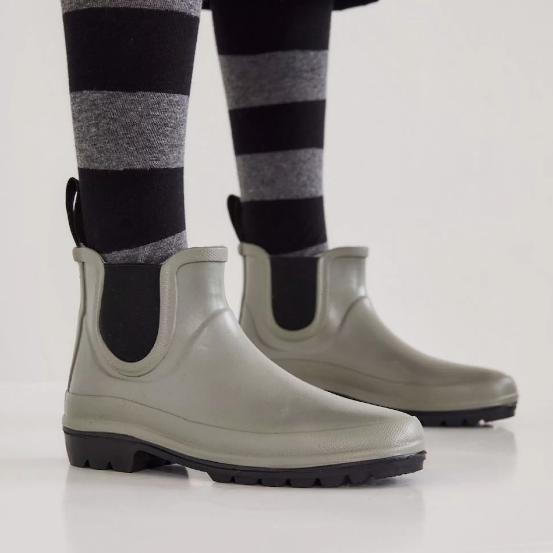 Damen Grand Step Vickie Grey Rubber Boot